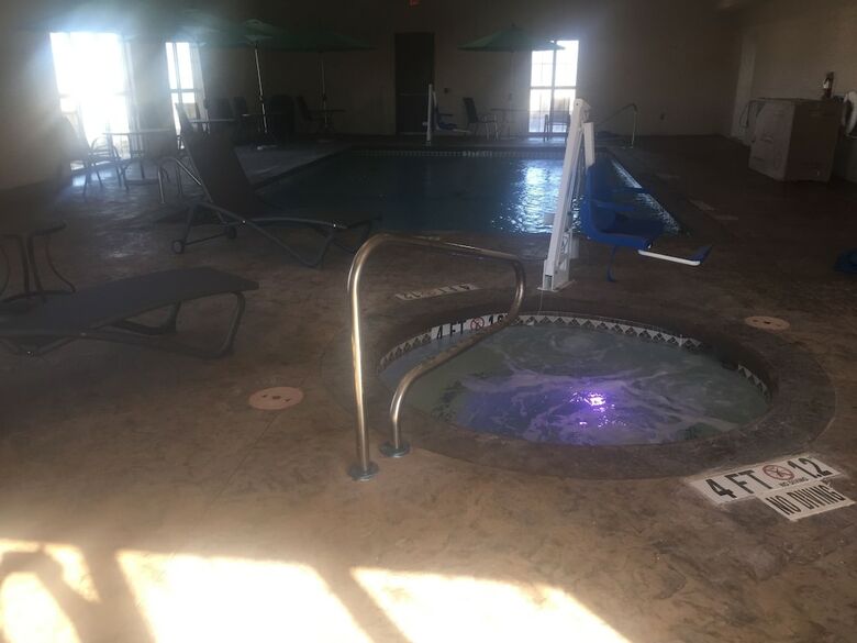 Hotel Comfort Suites University