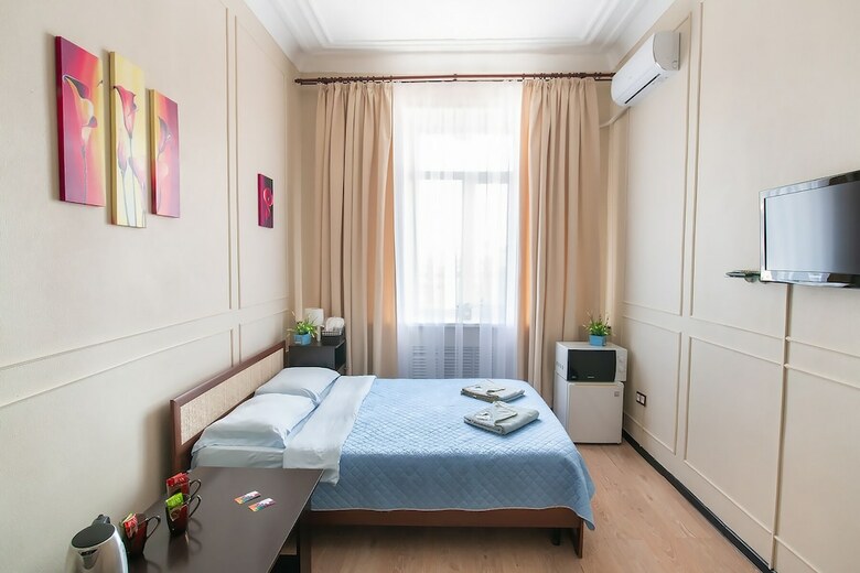Hostal Optimum Hotel