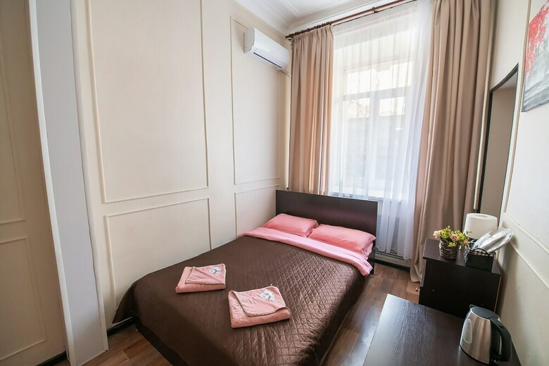 Hostal Optimum Hotel