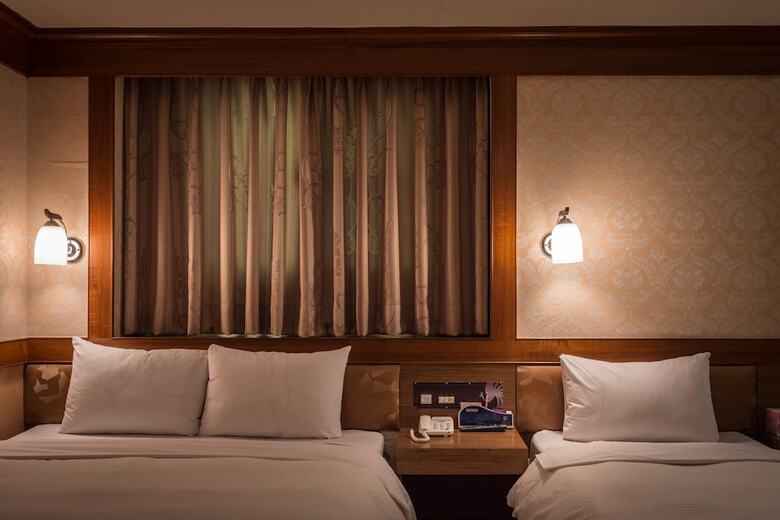 Golden Phoenix Hotel