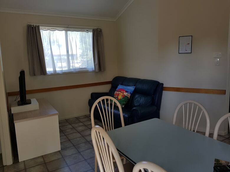Gateway Lifestyle Jacaranda