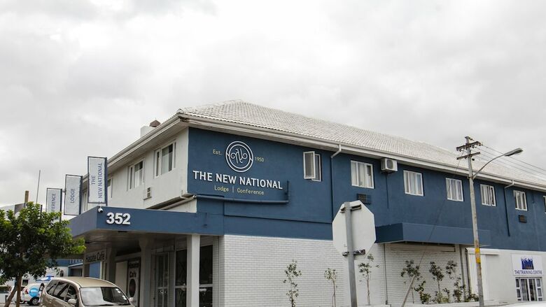 Hotel The New National Lodge & Conference