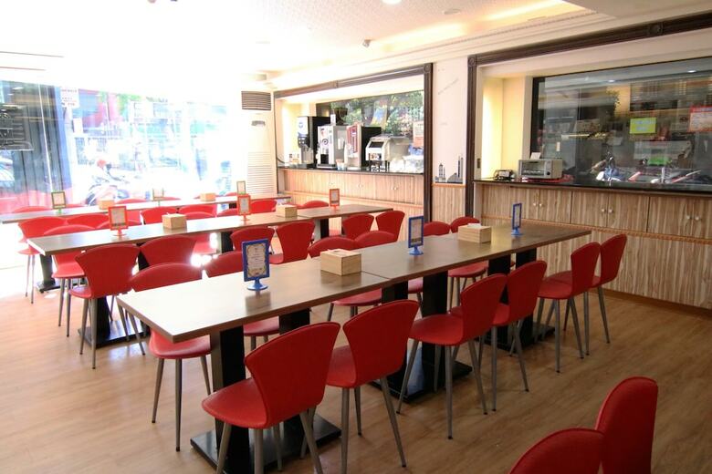 Ximen 101-s Hotel