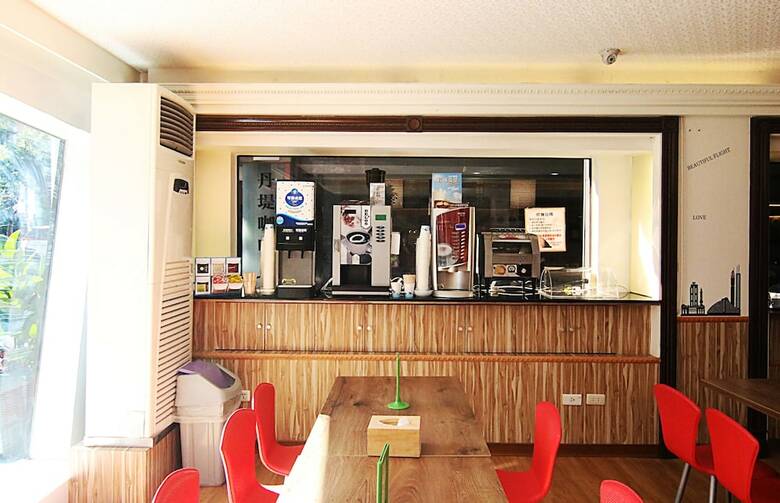 Ximen 101-s Hotel