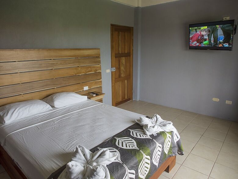 Fortuna Downtown Inn - Hotel
