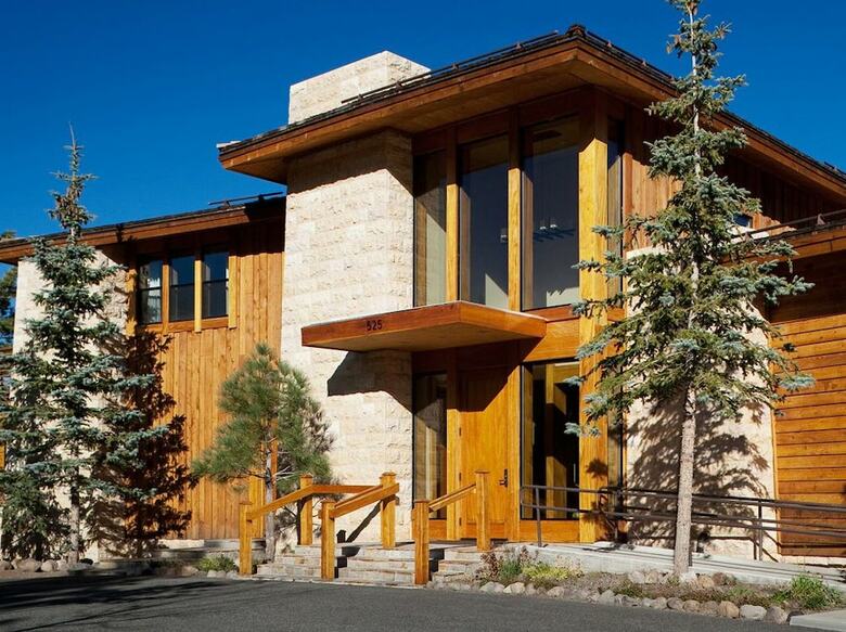 Obsidian Residence Club