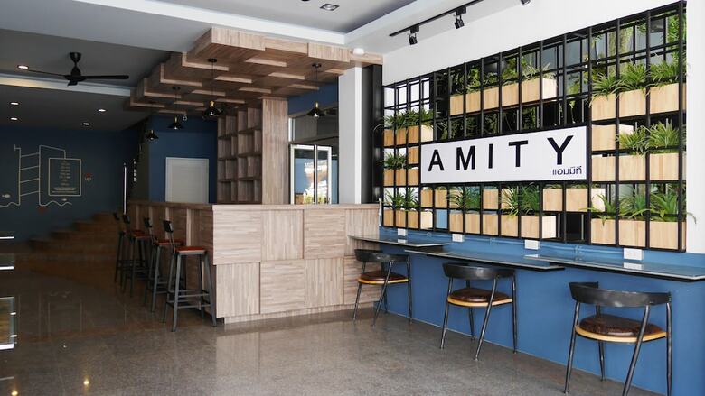 Hostal Amity Poshtel