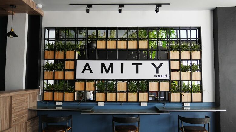 Hostal Amity Poshtel