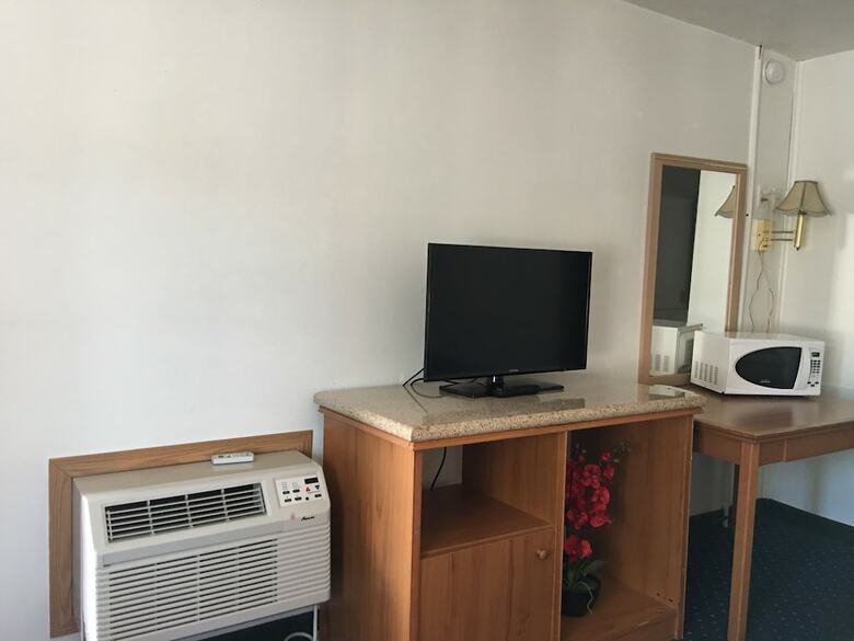 Motel Beaverton Budget Inn