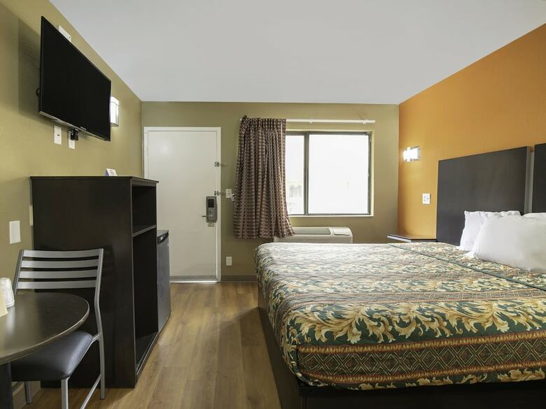 Motel Hotel Lake Charles Hwy 10