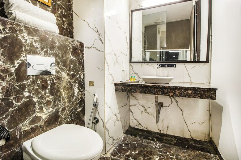 Fabhotel Orbion Mall Road