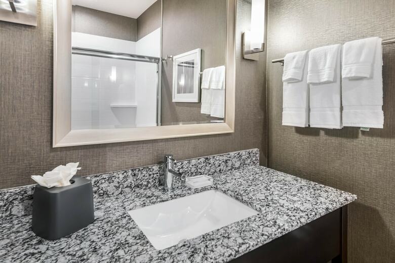 Holiday Inn Hotel & Suites Silicon Valley - Milpitas