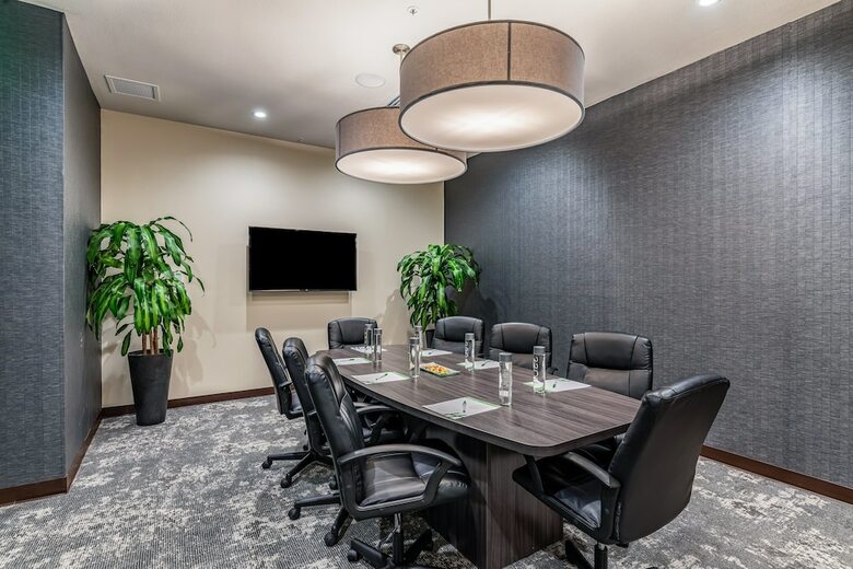 Holiday Inn Hotel & Suites Silicon Valley - Milpitas
