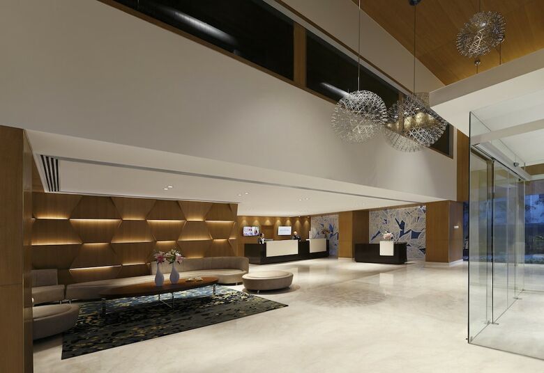 Hotel Novotel Guwahati Gs Road