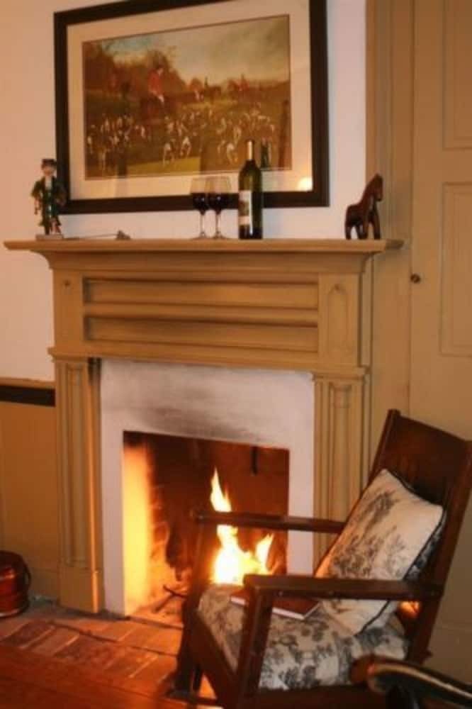 Fallen Tree Farm Bed & Breakfast