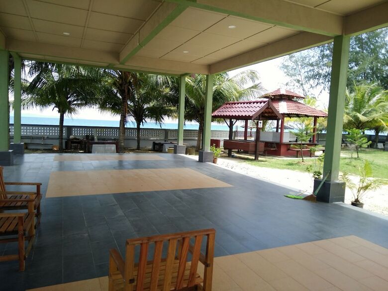 Bayu Beach Penarek