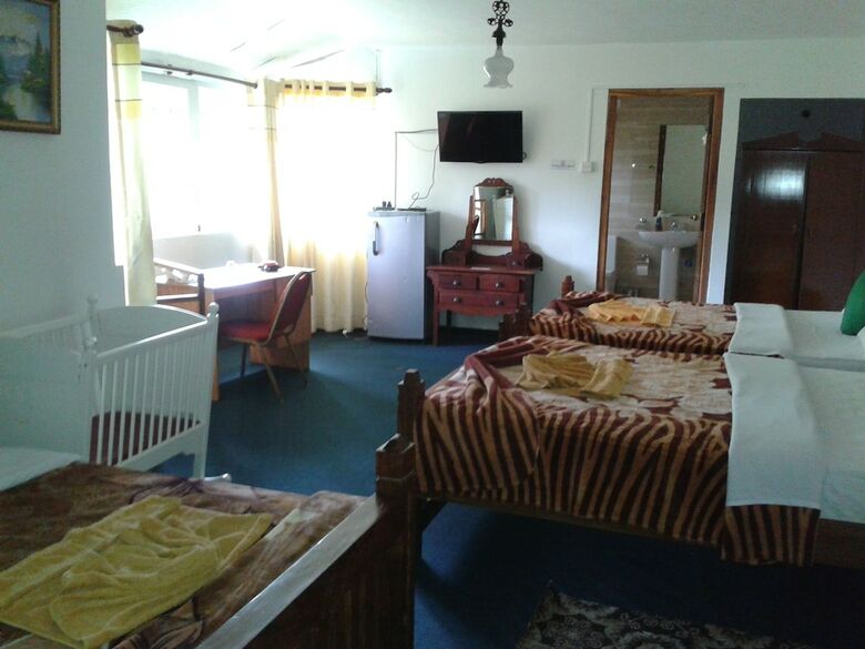 Bed & Breakfast New Tour Inn