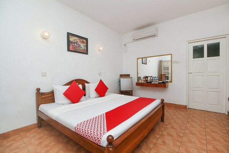 Hotel Oyo 490 Shangrela Beach Resort
