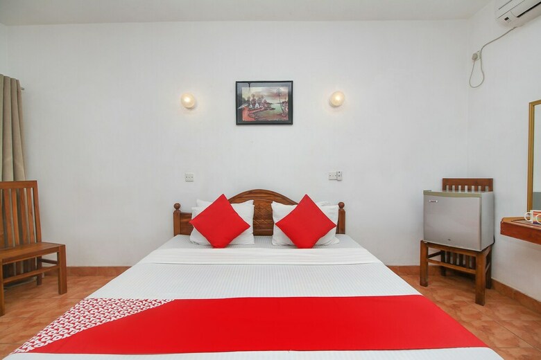Hotel Oyo 490 Shangrela Beach Resort