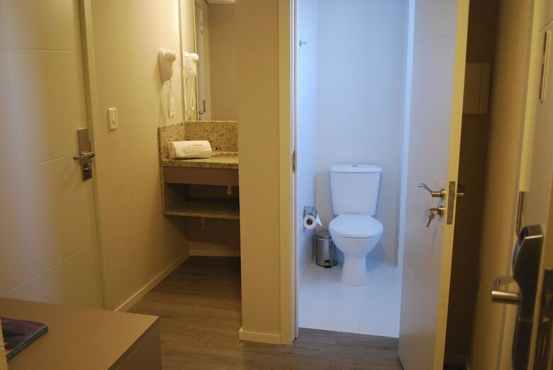 Work Hotel