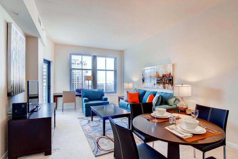 Apartamentos Global Luxury Suites At Town Center