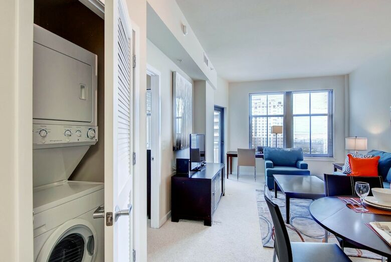 Apartamentos Global Luxury Suites At Town Center