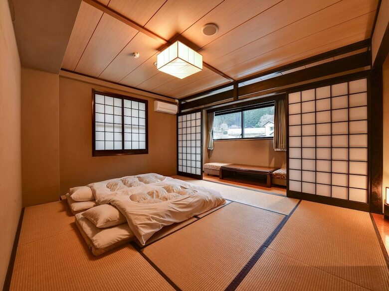 Yufuin Kinrinko Hotel