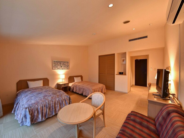 Yufuin Kinrinko Hotel