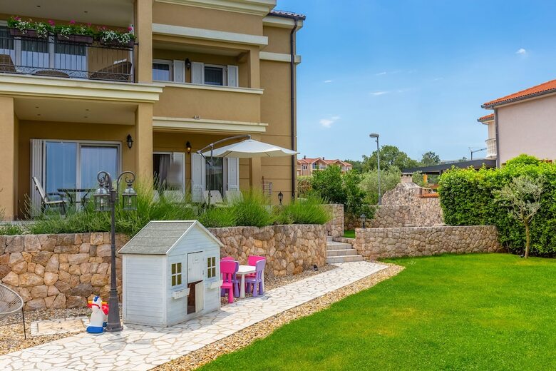 Aparthotel Luxury Villa Luce