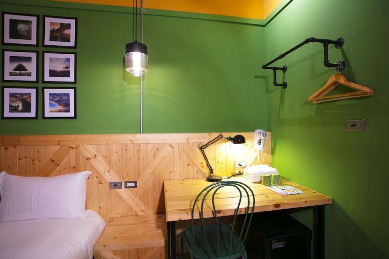 Hotel Taichung Loft Hostel Fengjia