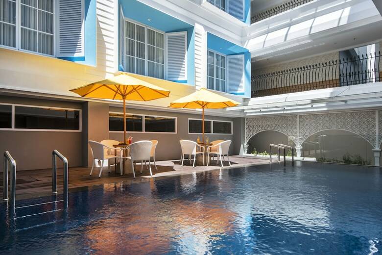 Yan's House Hotel