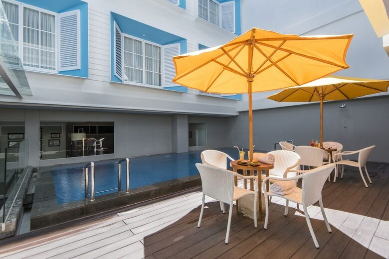 Yan's House Hotel