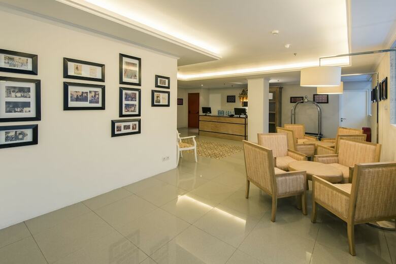Yan's House Hotel
