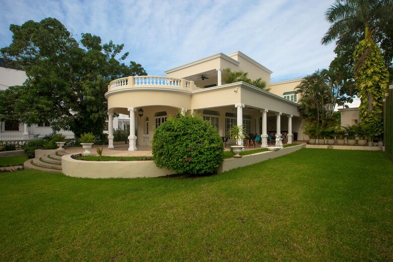 Delfina Boutique Hotel