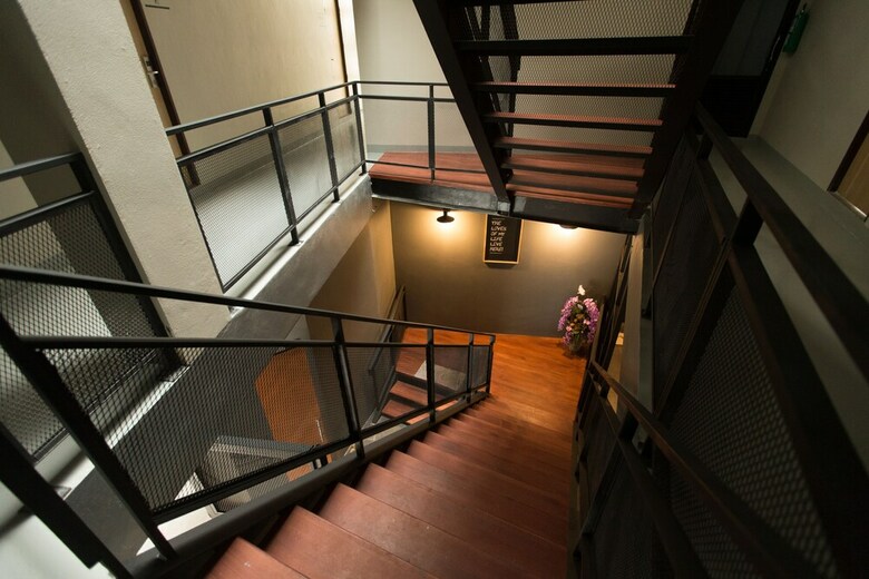 Hostal Srisuksant Square