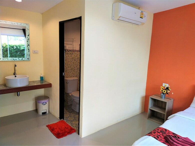 Hotel Lanta A&j Klong Khong Beach