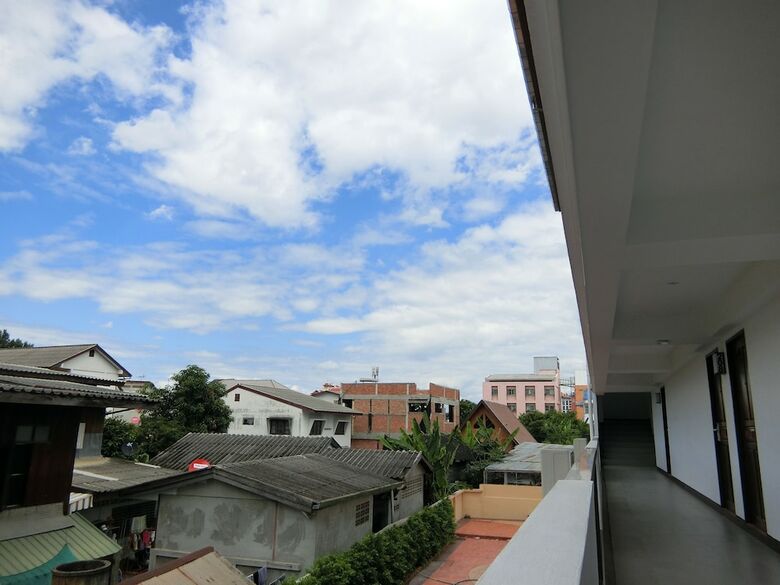 Hotel Baan Sang Singh