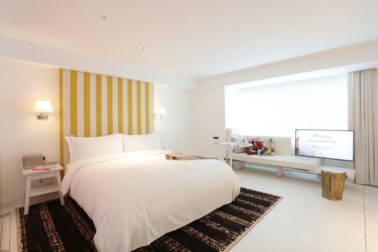 S Hotel | Designed By Philippe Starck