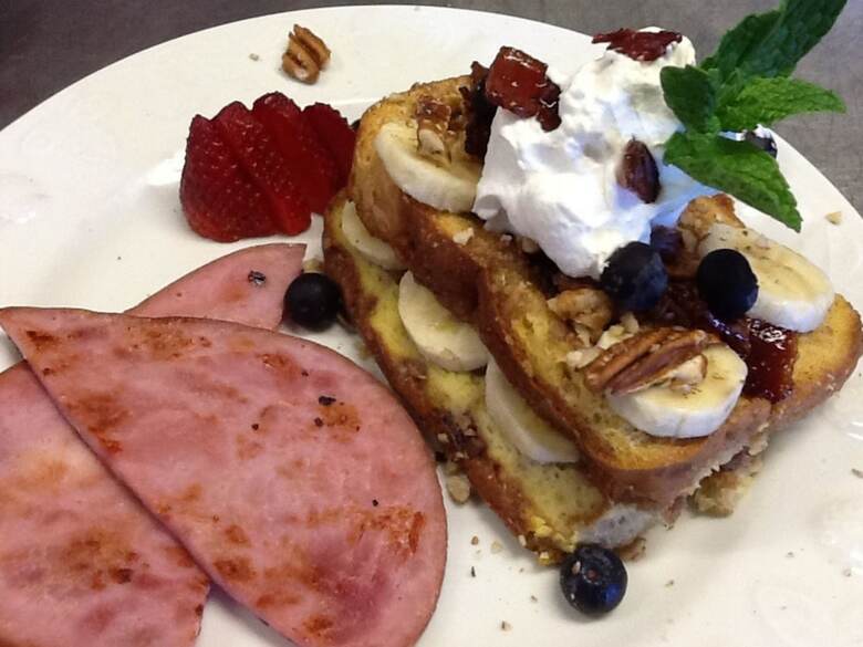 Featherbed Railroad Bed And Breakfast Resort