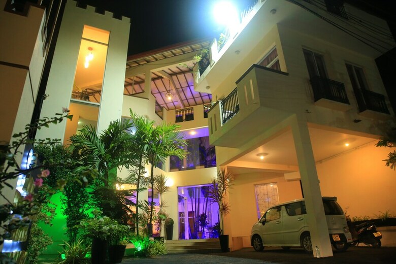 Hotel The Ocean Pearl