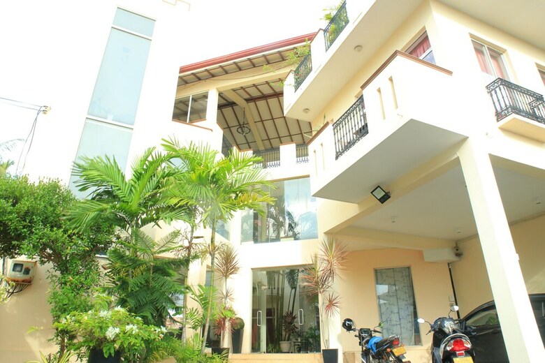 Hotel The Ocean Pearl