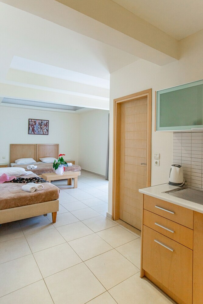 Hermes Hotel