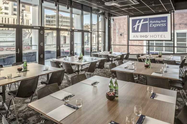 Hotel Holiday Inn Express Adelaide City Centre