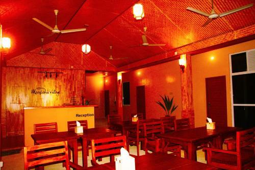 Hotel Maafushi Village