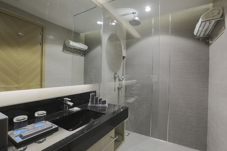 Bai Hotel Cebu