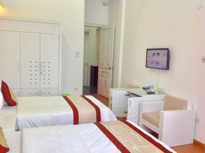New Hotel II