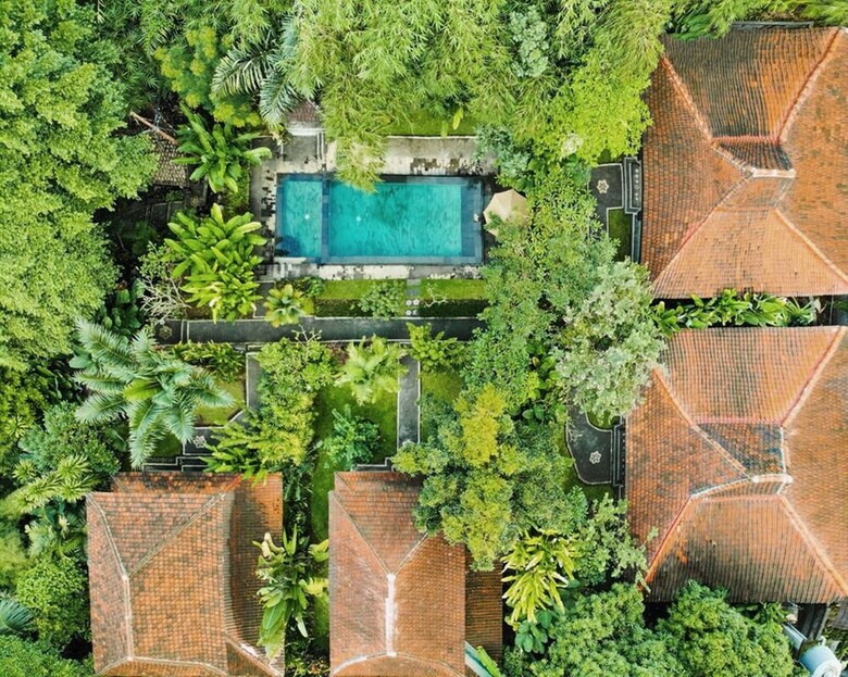 Sari Bamboo Villas
