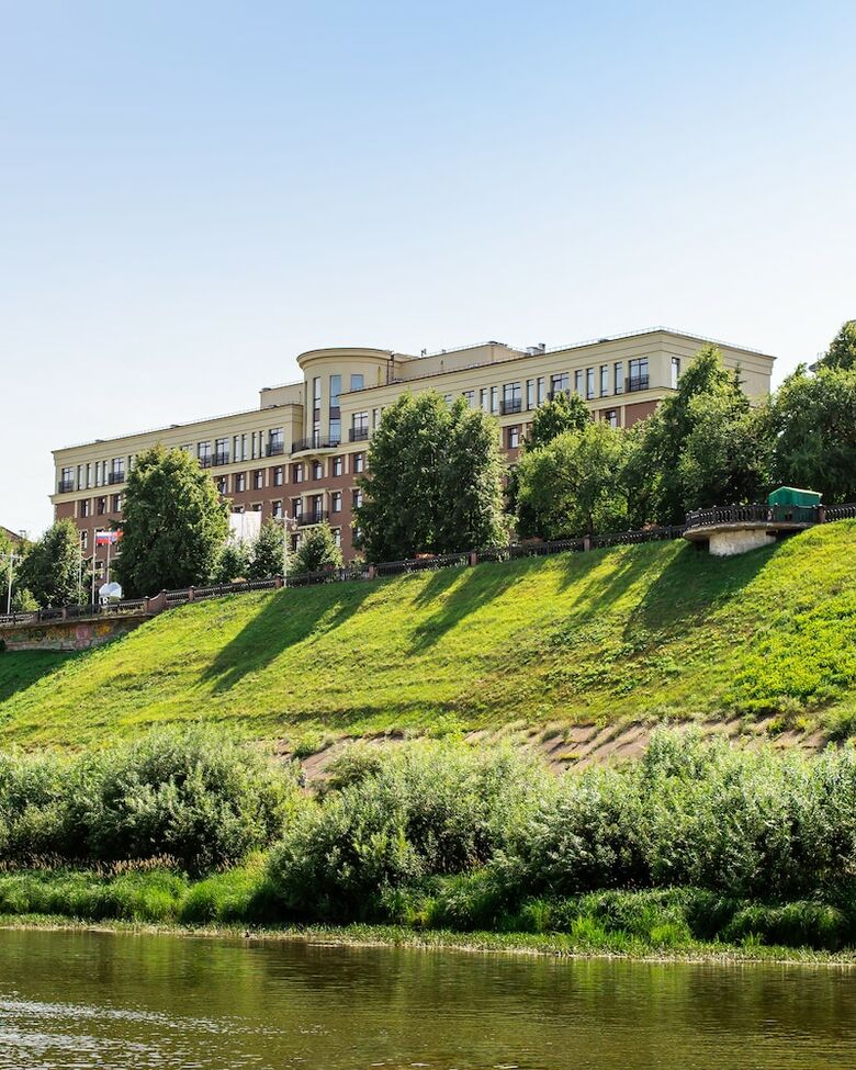 Hotel Tom River Plaza