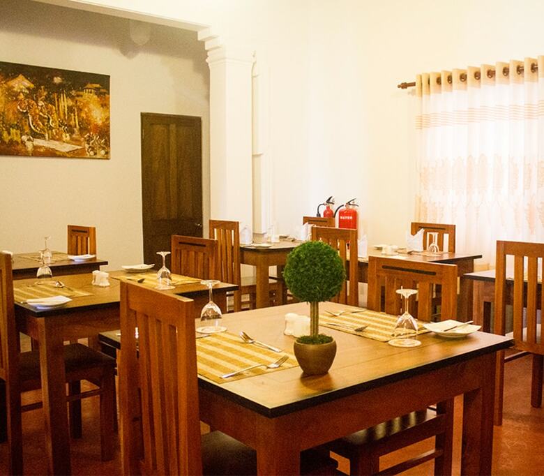 Miura Dutch Edge Hotel