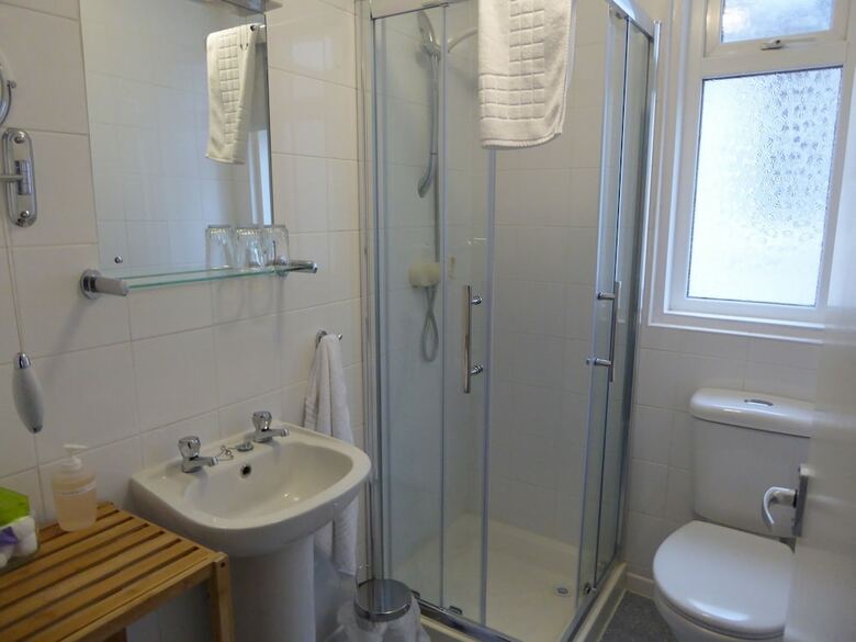 Hotel The Berwick - Over 40's Only